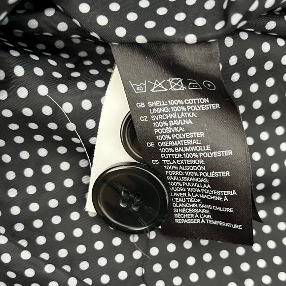 H&M Lined Trench Coat w Pleated Detail & Belt - Picture 10 of 11